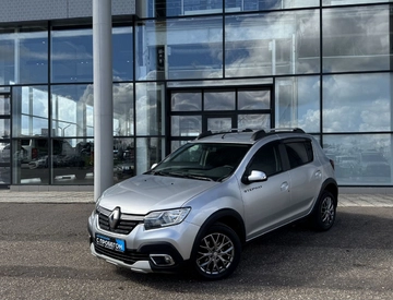 Renault Sandero Stepway 1.6 MT (113 л.с.)