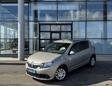 Renault Sandero 1.6 MT (113 л.с.)